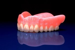 Диагностика непереносимости акриловых зубных протезов
